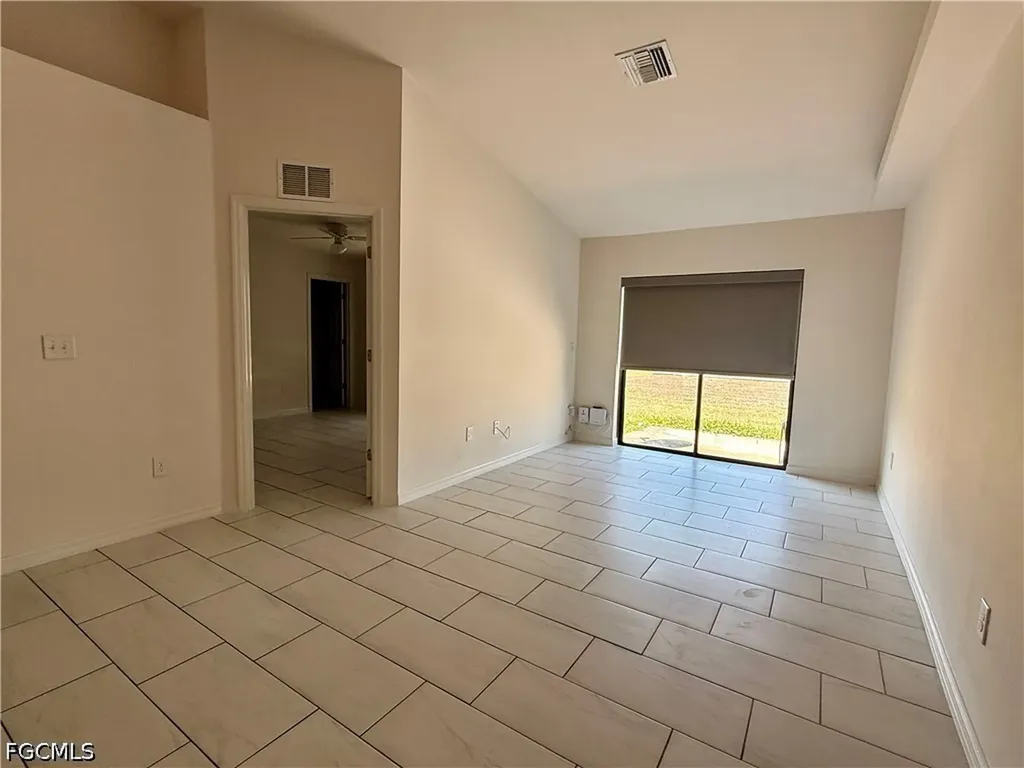 4712 SE 5th Avenue Cape Coral FL 33904