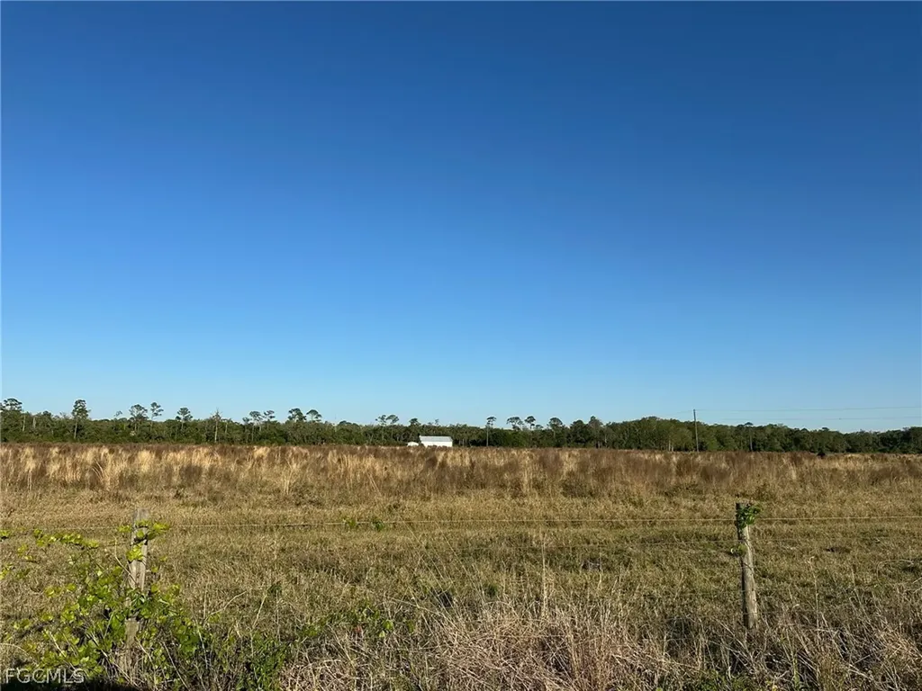 Secretariat Drive Labelle FL 33935