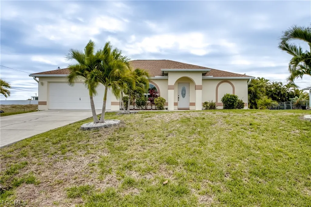 2713 NW 1st Place Cape Coral FL 33993
