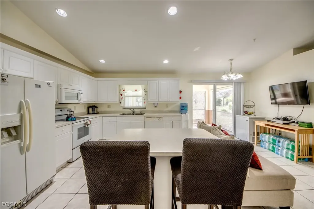2713 NW 1st Place Cape Coral FL 33993
