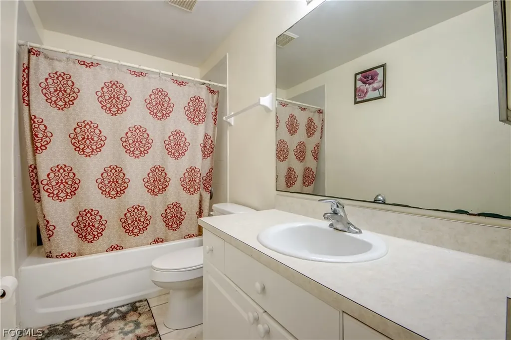 2713 NW 1st Place Cape Coral FL 33993