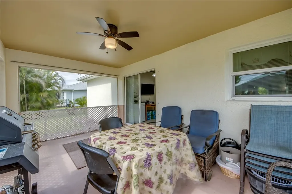 2713 NW 1st Place Cape Coral FL 33993