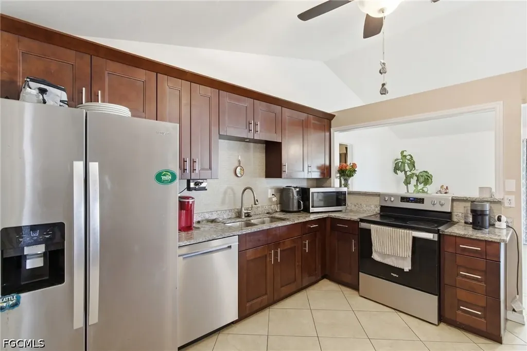 3706 NW 1st Terrace Cape Coral FL 33993