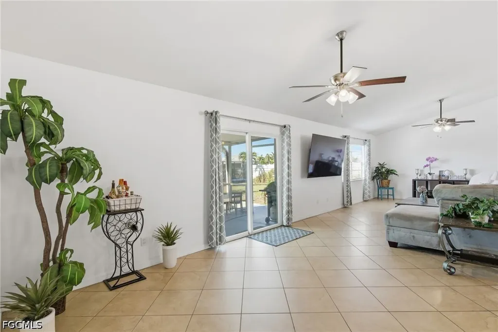 3706 NW 1st Terrace Cape Coral FL 33993