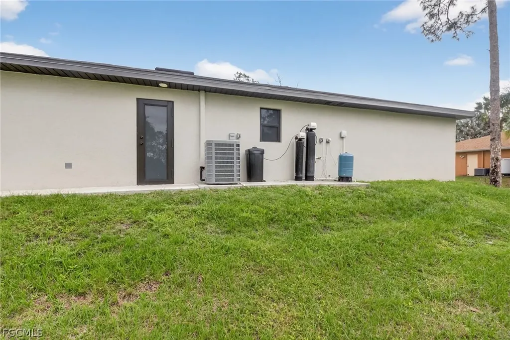 1201 W 11th Street Lehigh Acres FL 33972