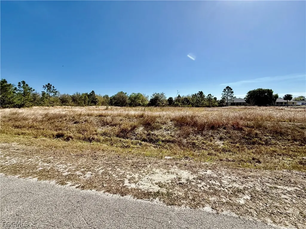 712 Greenwood Avenue Lehigh Acres FL 33972