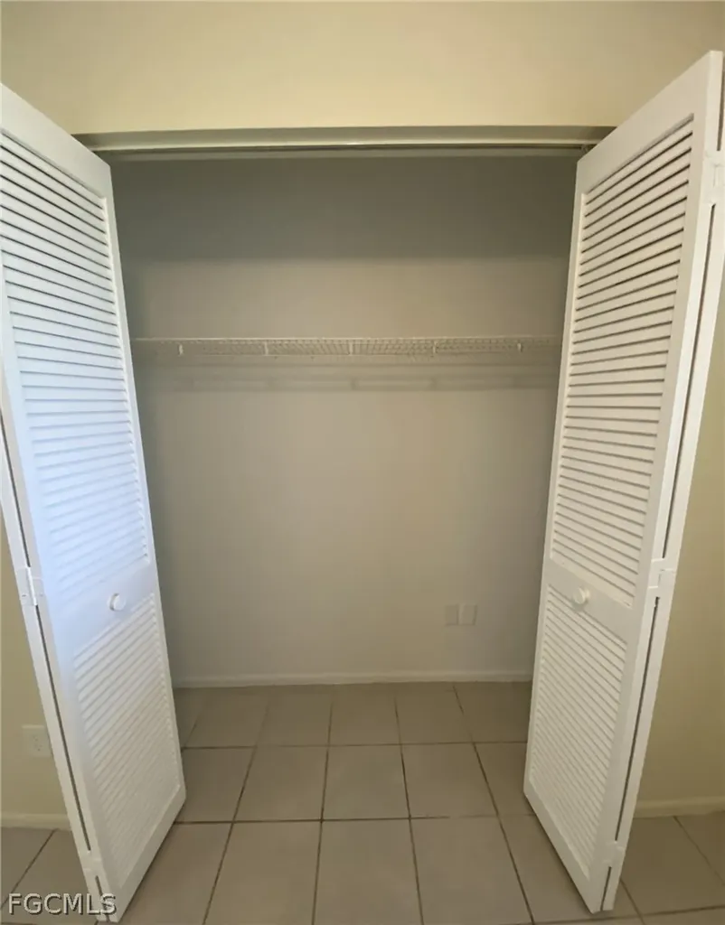 621 SW 3rd Street Cape Coral FL 33991