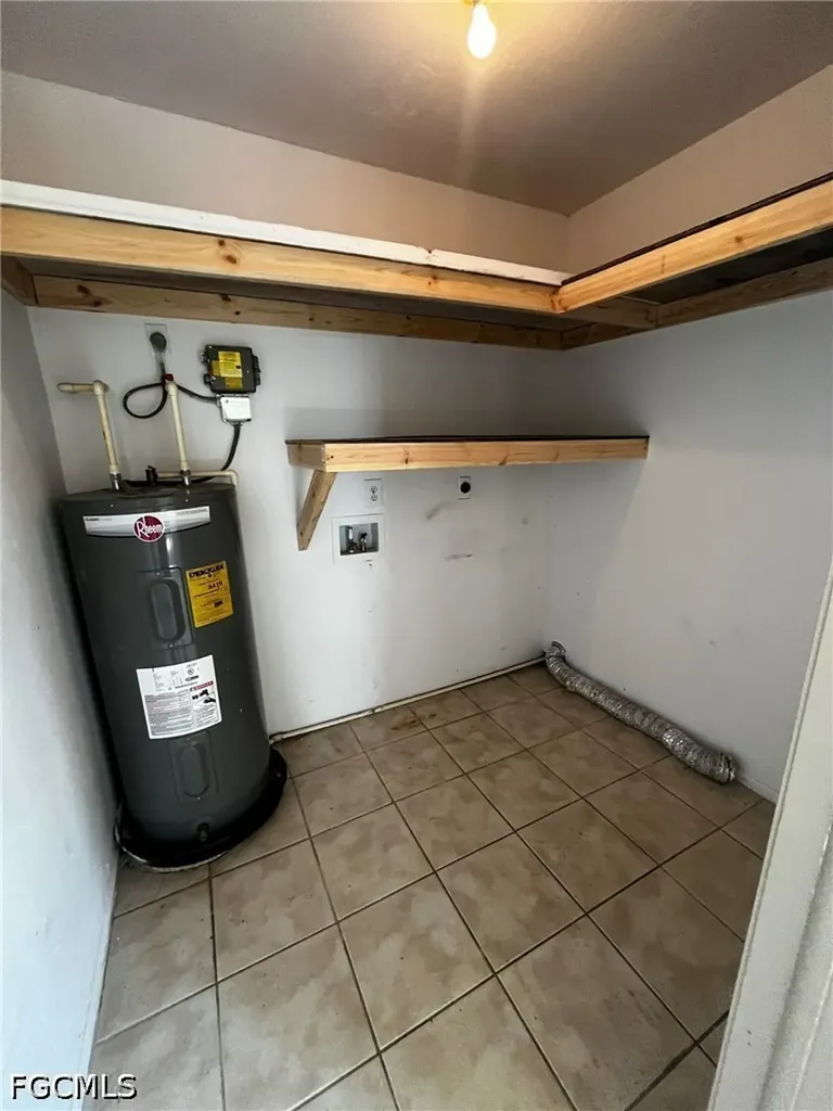 621 SW 3rd Street Cape Coral FL 33991