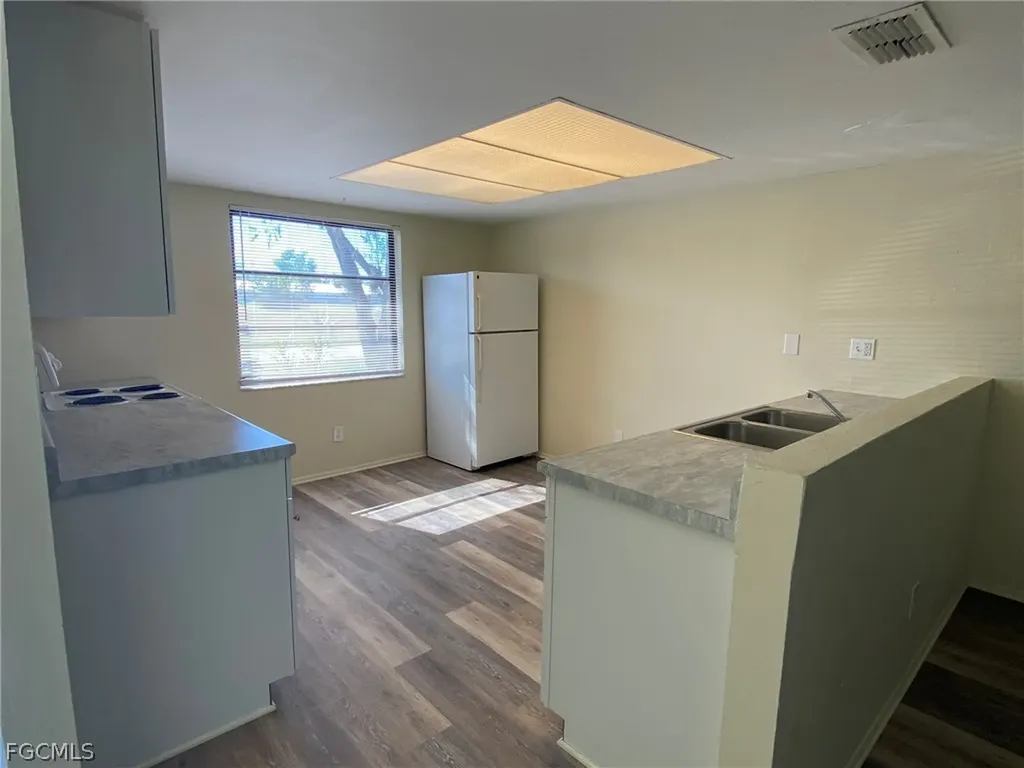 621 SW 3rd Street Cape Coral FL 33991