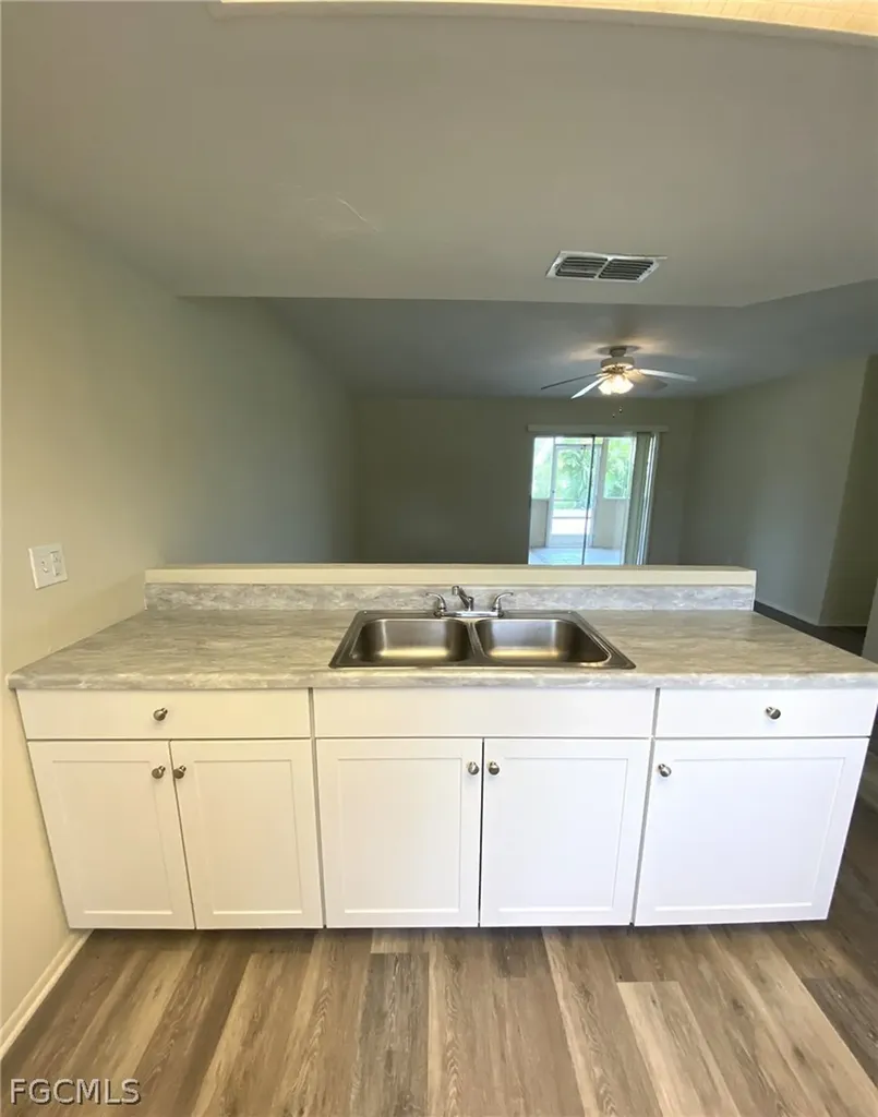621 SW 3rd Street Cape Coral FL 33991