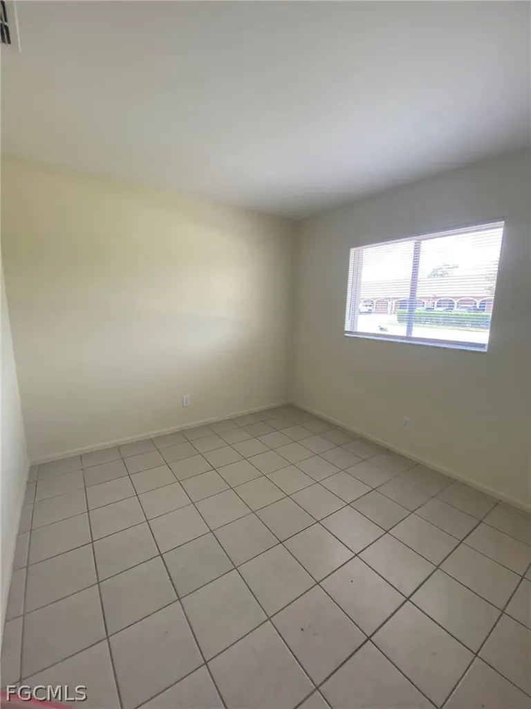 621 SW 3rd Street Cape Coral FL 33991