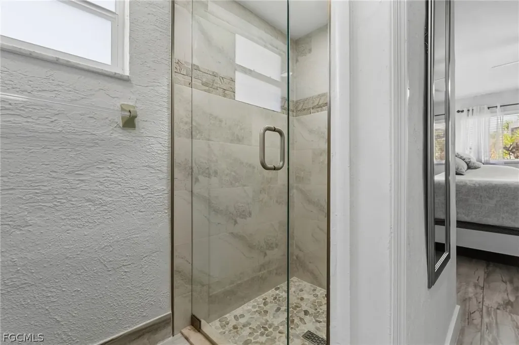 4212 SE 1st Court Cape Coral FL 33904