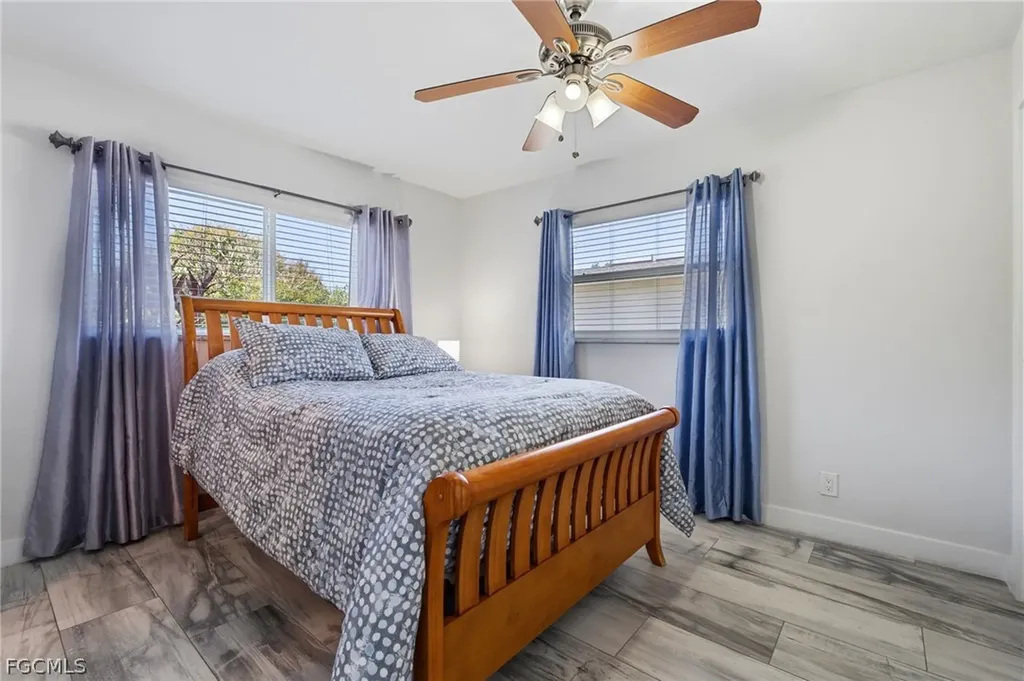 4212 SE 1st Court Cape Coral FL 33904