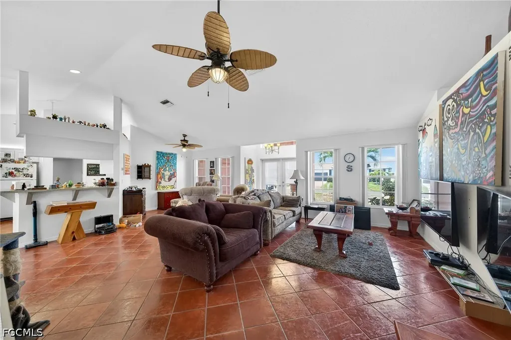 4333 SW 20th Place Cape Coral FL 33914