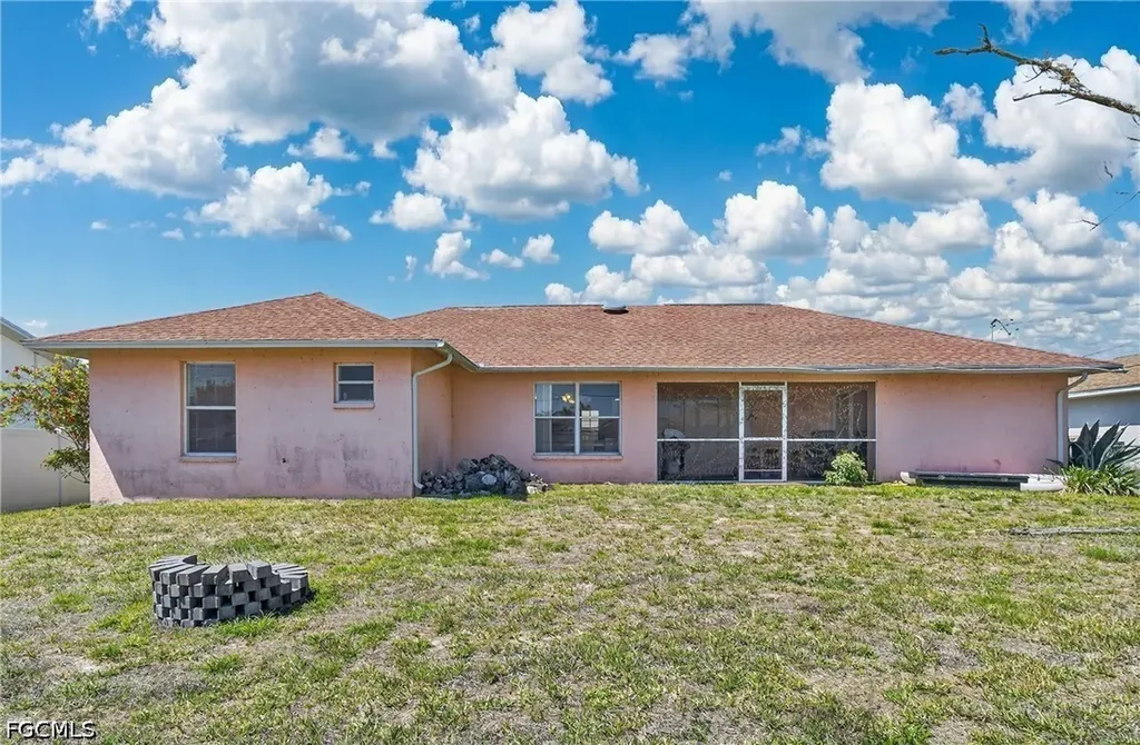 4333 SW 20th Place Cape Coral FL 33914