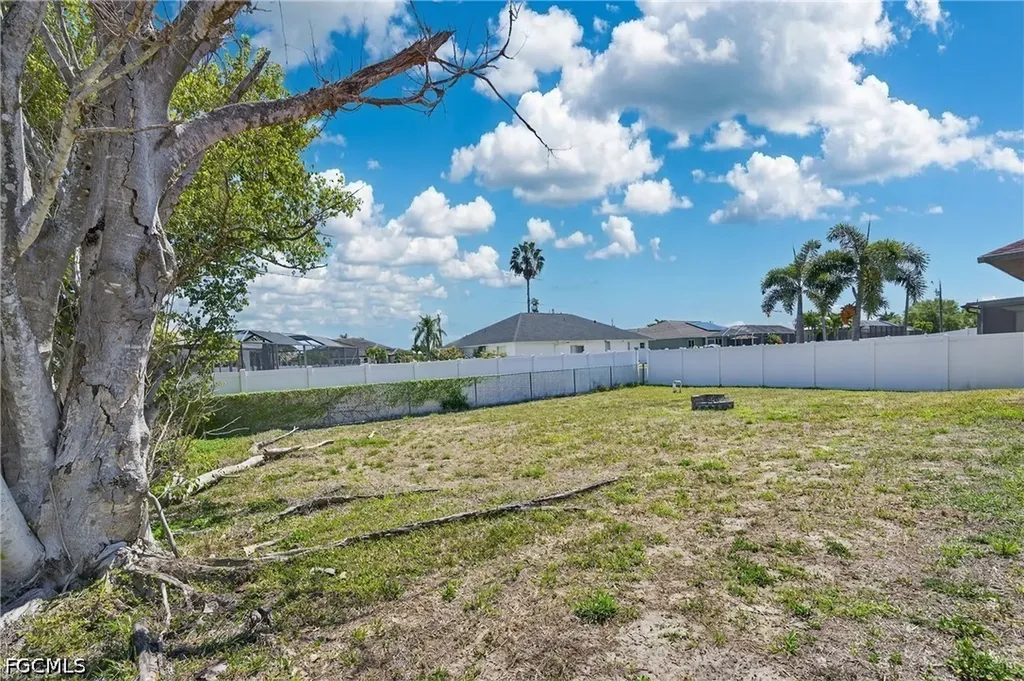 4333 SW 20th Place Cape Coral FL 33914