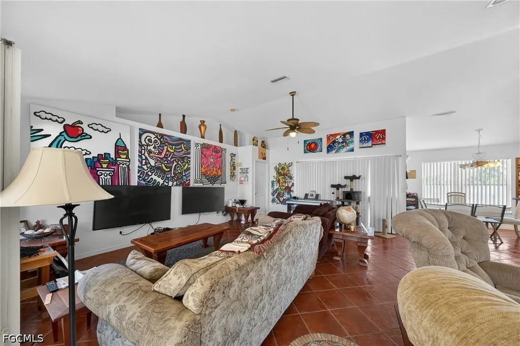 4333 SW 20th Place Cape Coral FL 33914