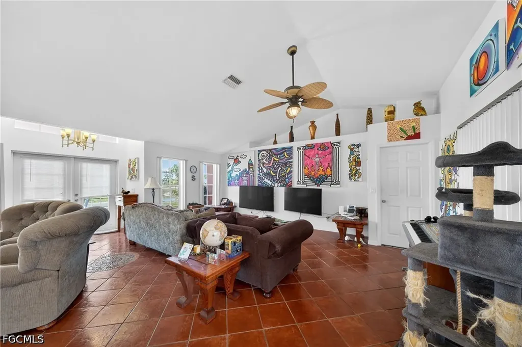 4333 SW 20th Place Cape Coral FL 33914