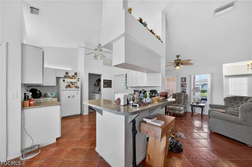 4333 SW 20th Place Cape Coral FL 33914
