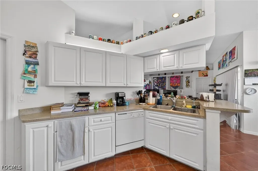 4333 SW 20th Place Cape Coral FL 33914
