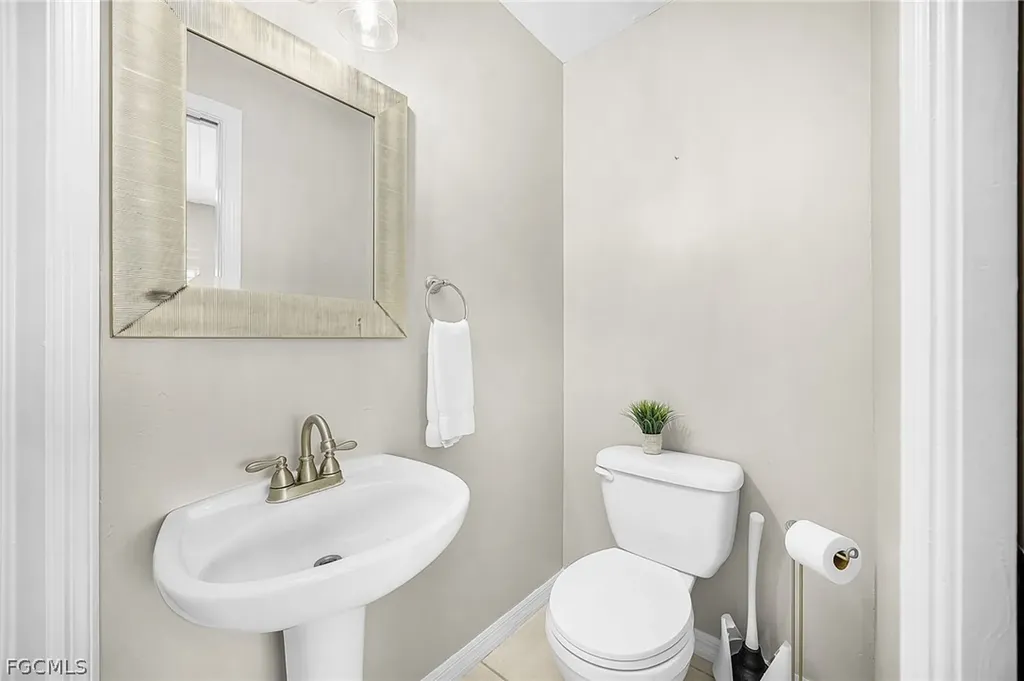 21510/21512 Indian Bayou Drive Fort Myers Beach FL 33931