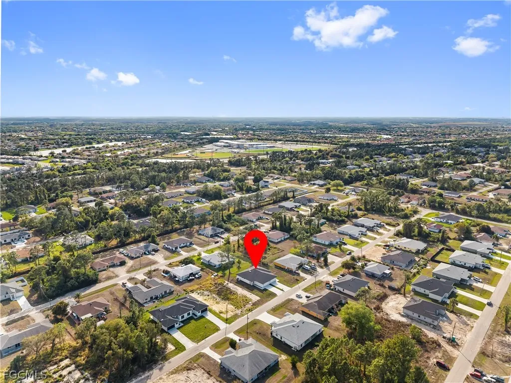 4733-4735 27th Street SW Lehigh Acres FL 33973