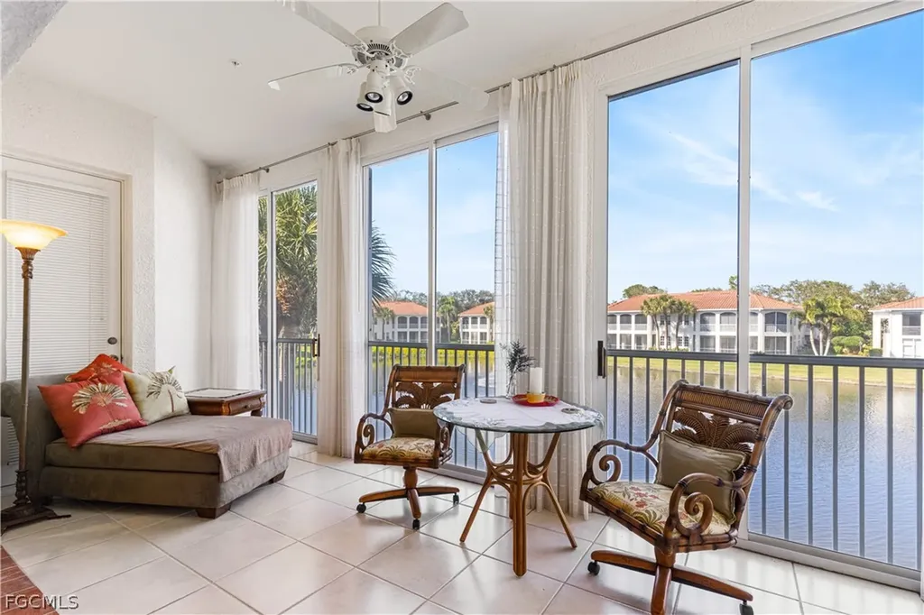 800 L Ambiance Circle Naples FL 34108