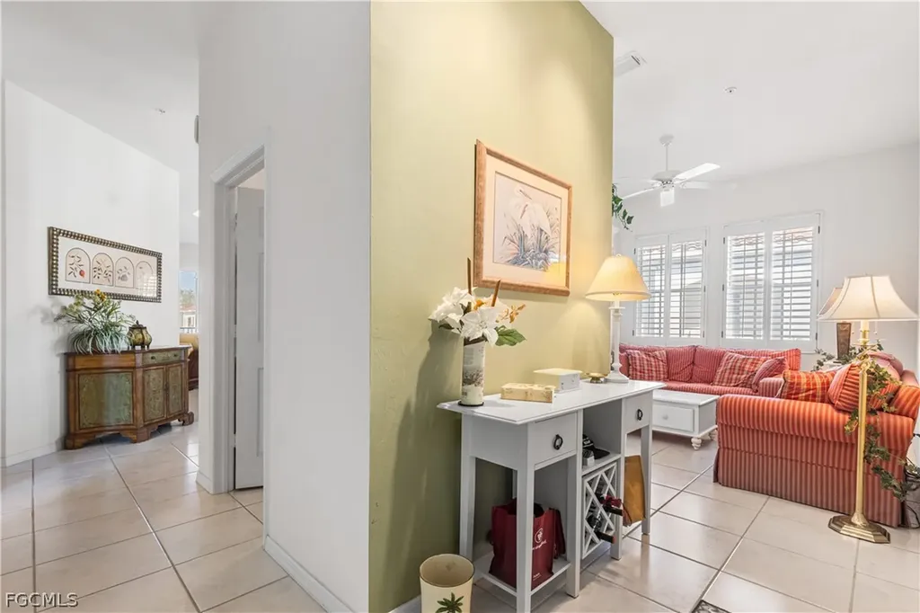 800 L Ambiance Circle Naples FL 34108