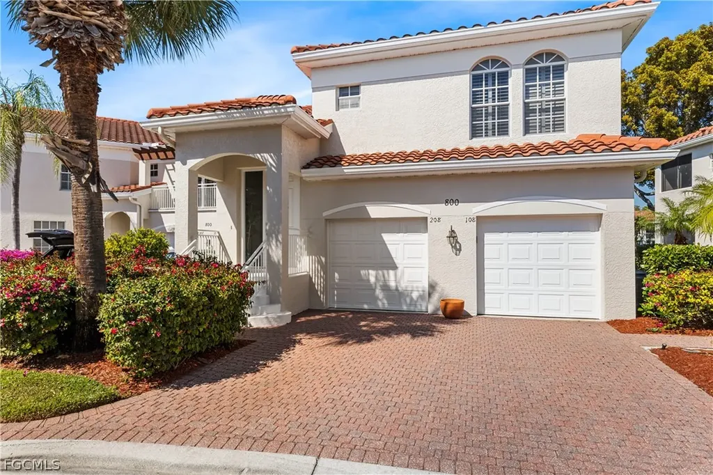 800 L Ambiance Circle Naples FL 34108
