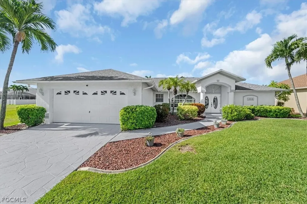 2516 SW 52nd Terrace Cape Coral FL 33914