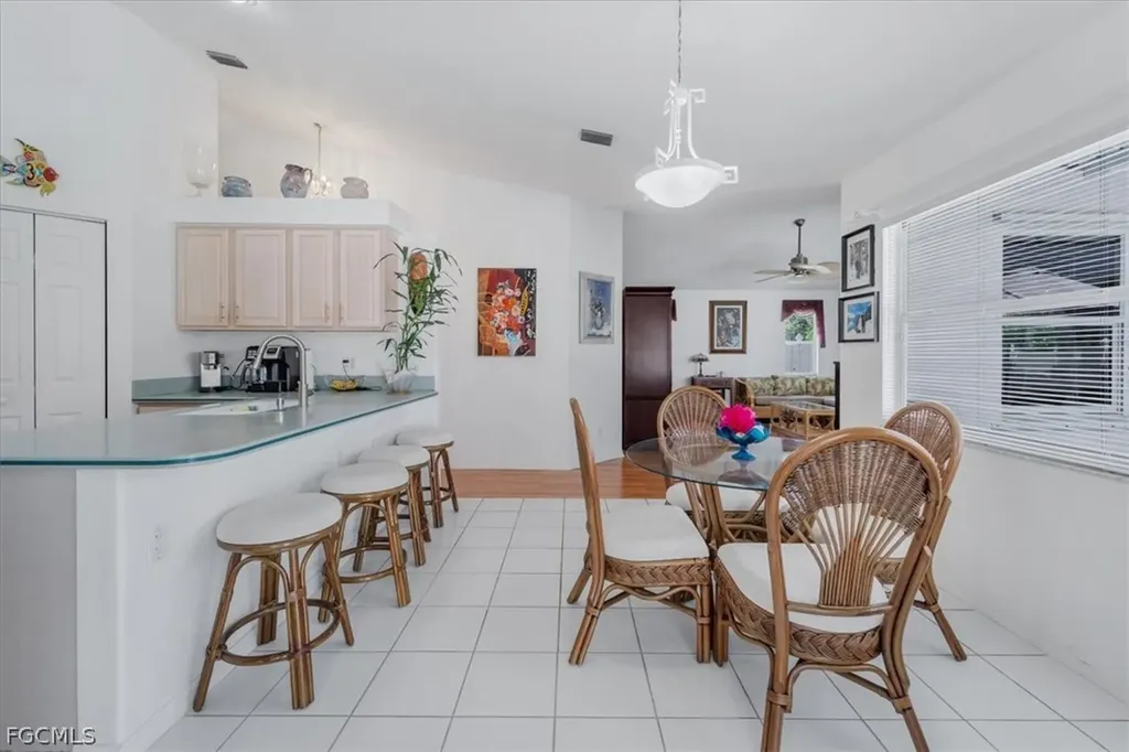 2516 SW 52nd Terrace Cape Coral FL 33914