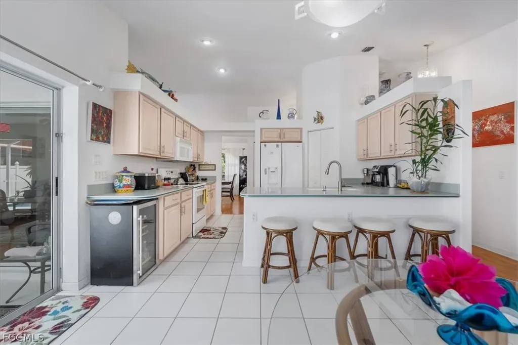 2516 SW 52nd Terrace Cape Coral FL 33914