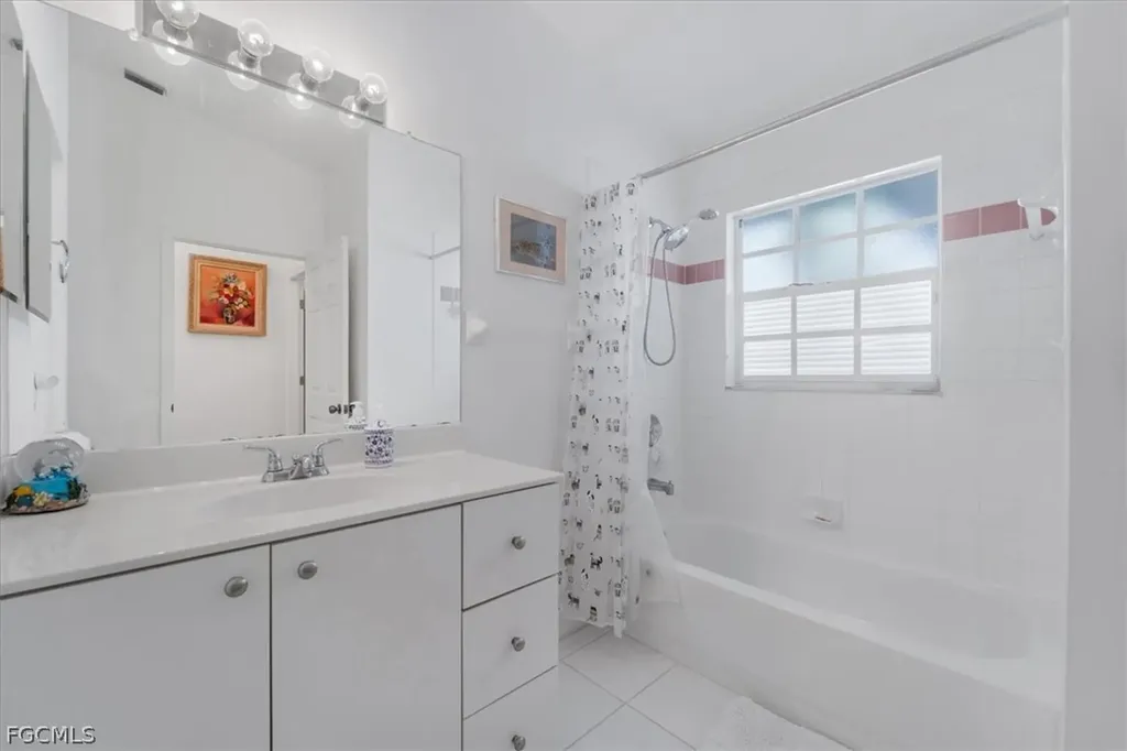 2516 SW 52nd Terrace Cape Coral FL 33914