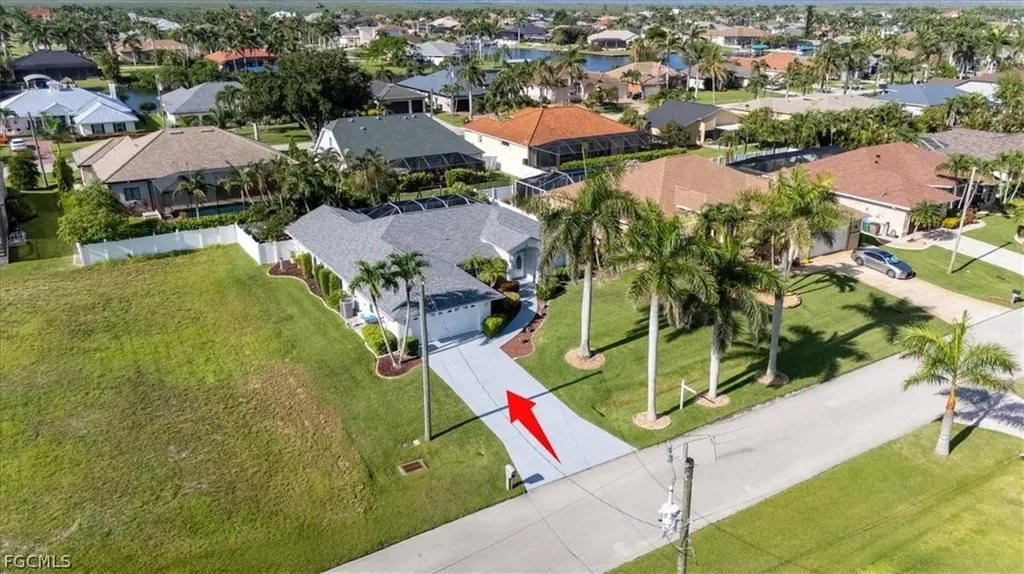 2516 SW 52nd Terrace Cape Coral FL 33914