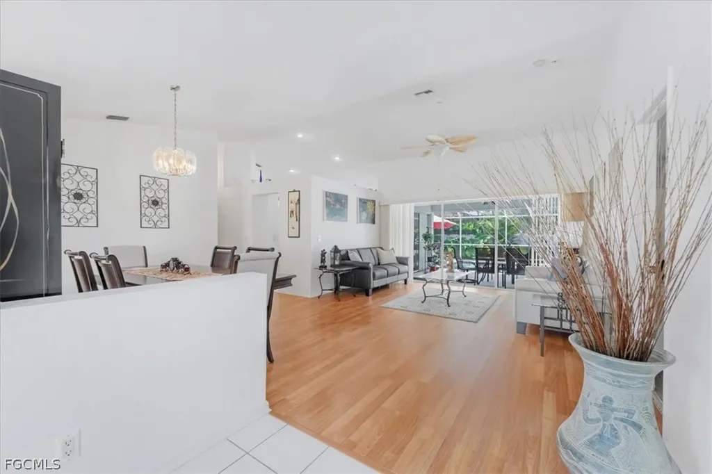 2516 SW 52nd Terrace Cape Coral FL 33914