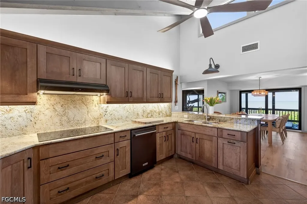 3777 W Gulf Drive Sanibel FL 33957