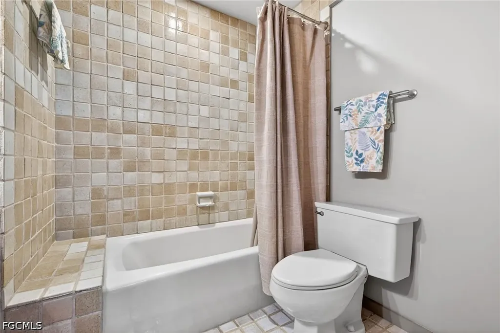 3777 W Gulf Drive Sanibel FL 33957