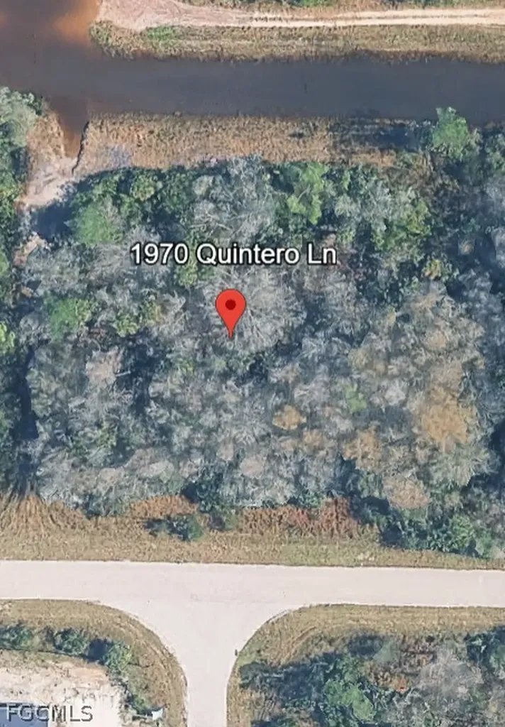 1970 Quintero Lane Lehigh Acres FL 33972
