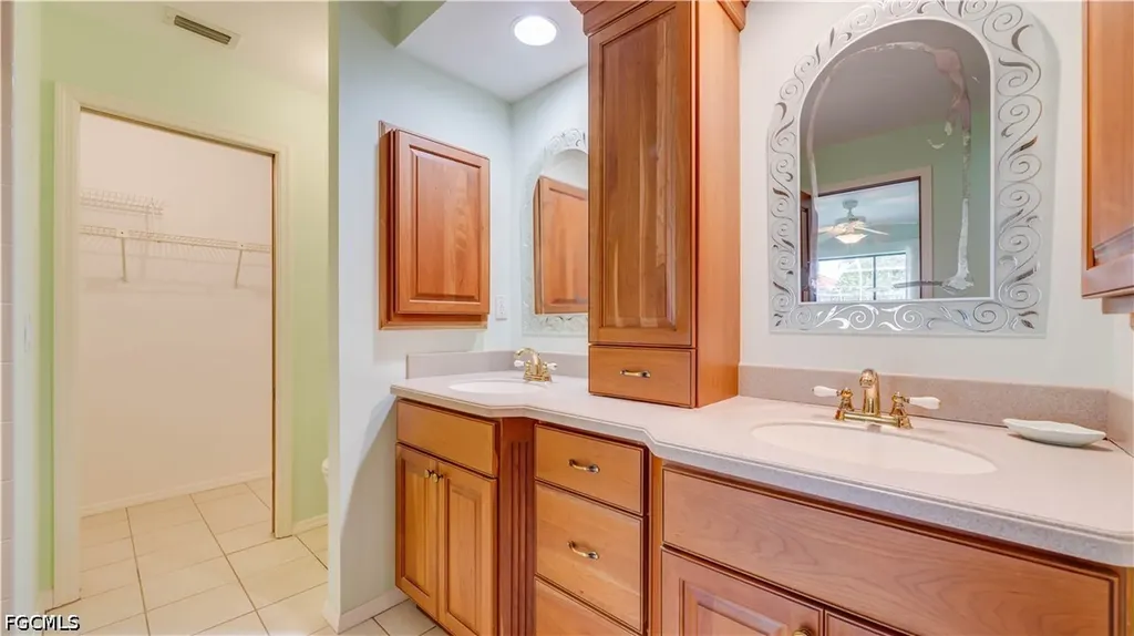 5308 SW 11th Place Cape Coral FL 33914