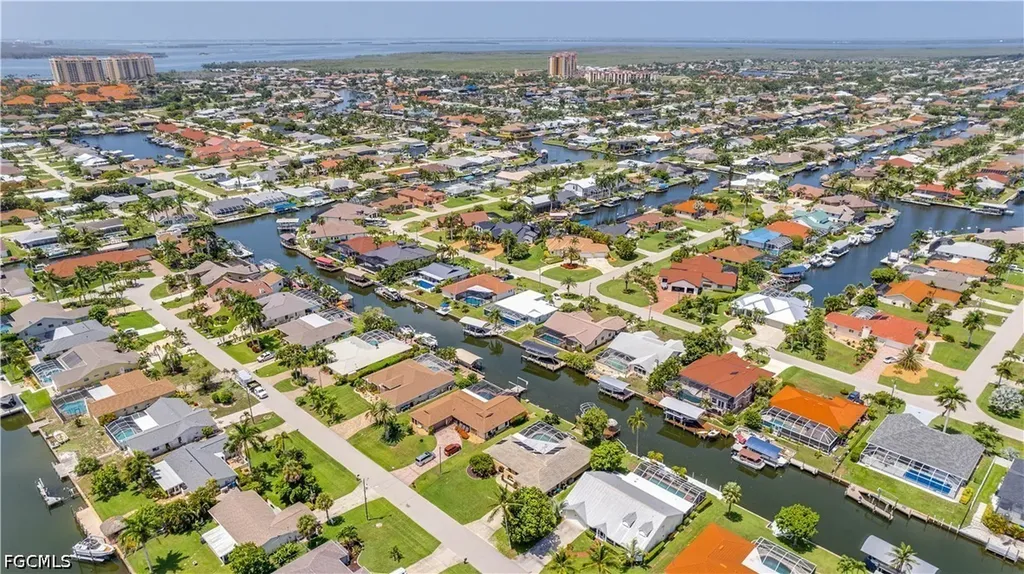 5308 SW 11th Place Cape Coral FL 33914