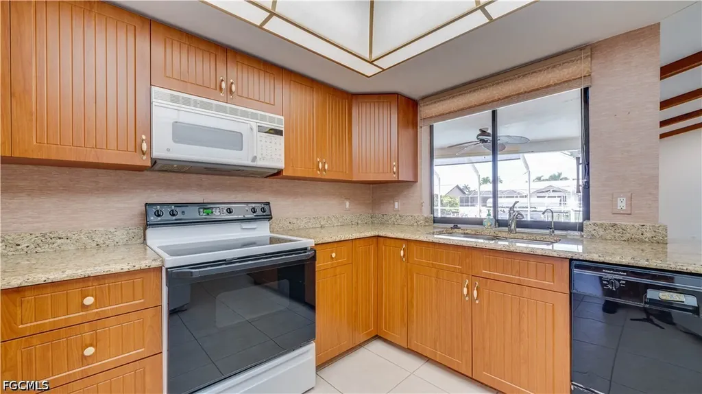 5308 SW 11th Place Cape Coral FL 33914