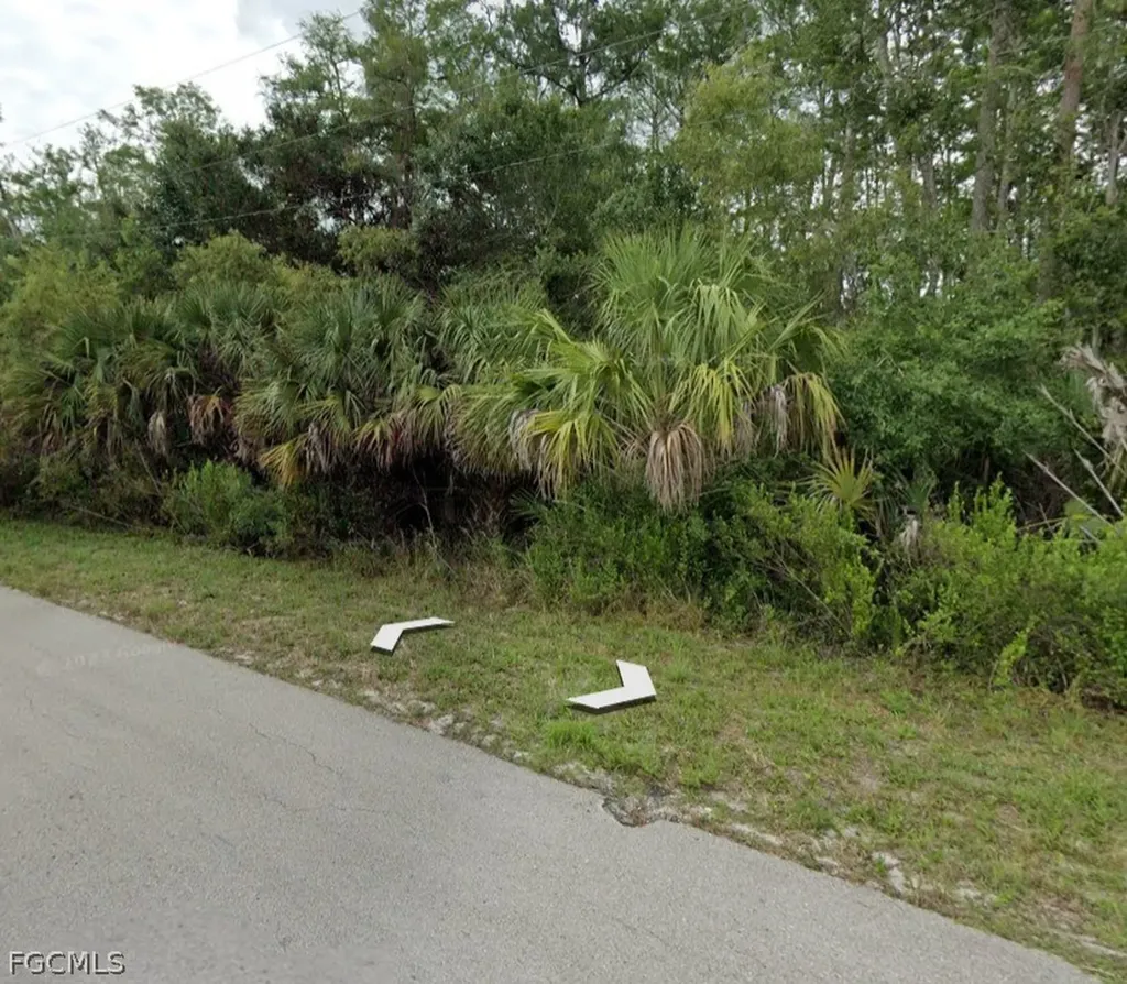 1966 Quintero Lane Lehigh Acres FL 33972
