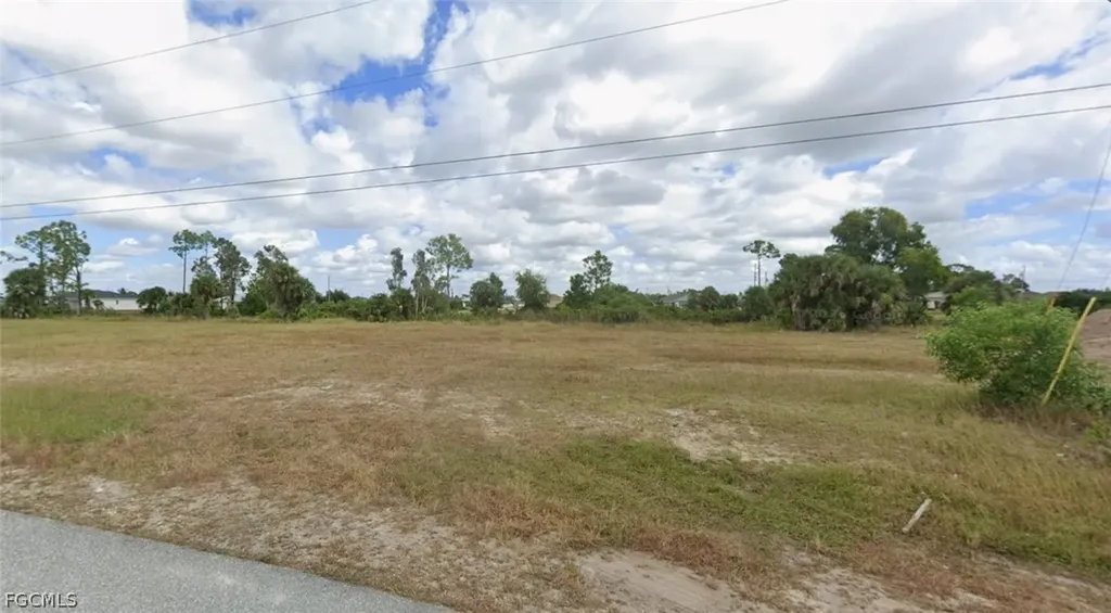 3741 NE 14th Place Cape Coral FL 33909