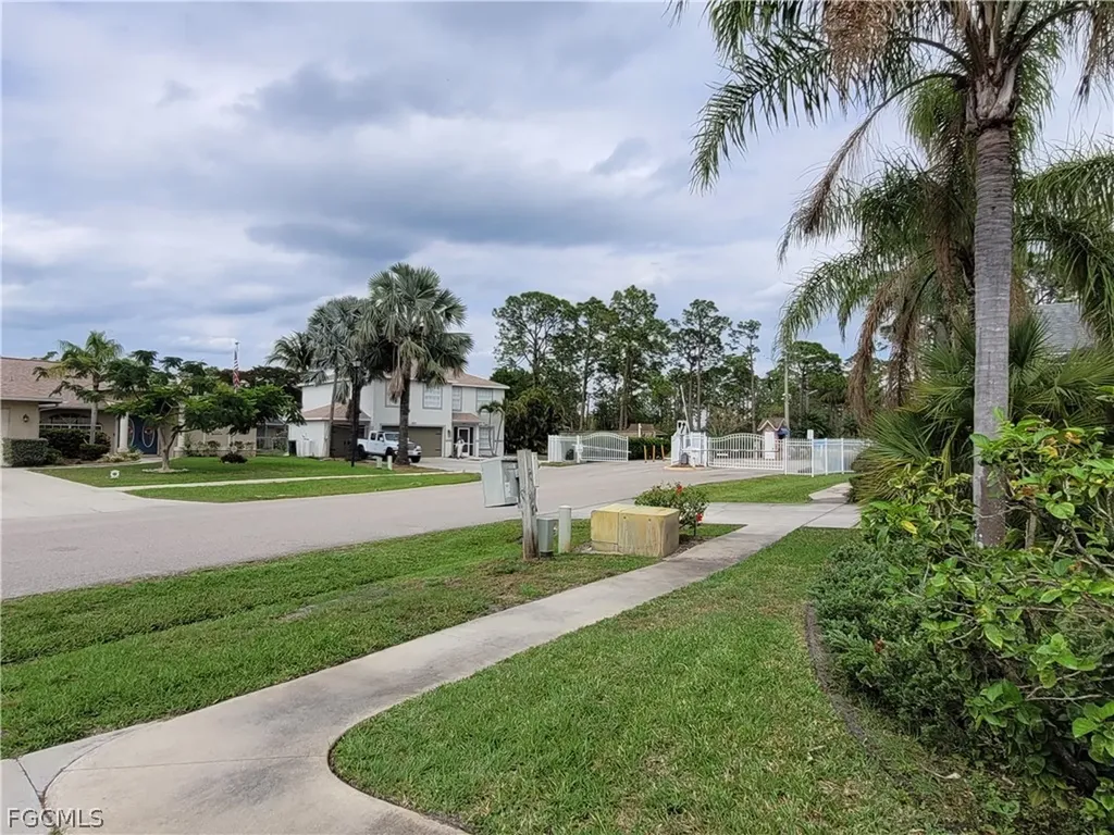 4409 Varsity Lakes Drive Lehigh Acres FL 33971