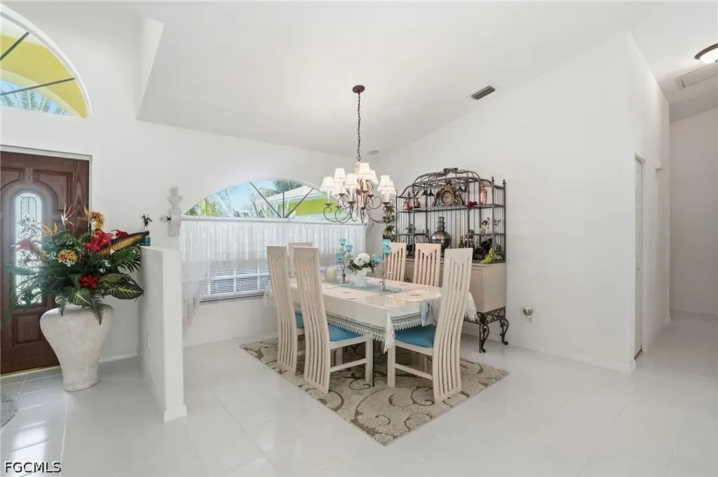 4417 SW 25th Place Cape Coral FL 33914