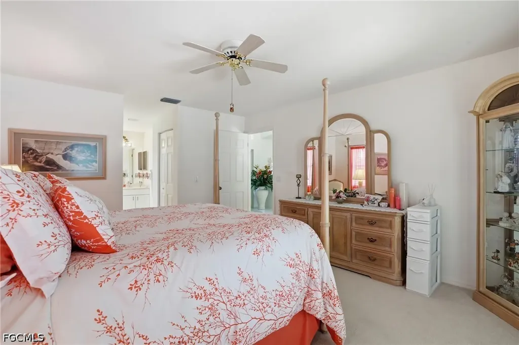 4417 SW 25th Place Cape Coral FL 33914