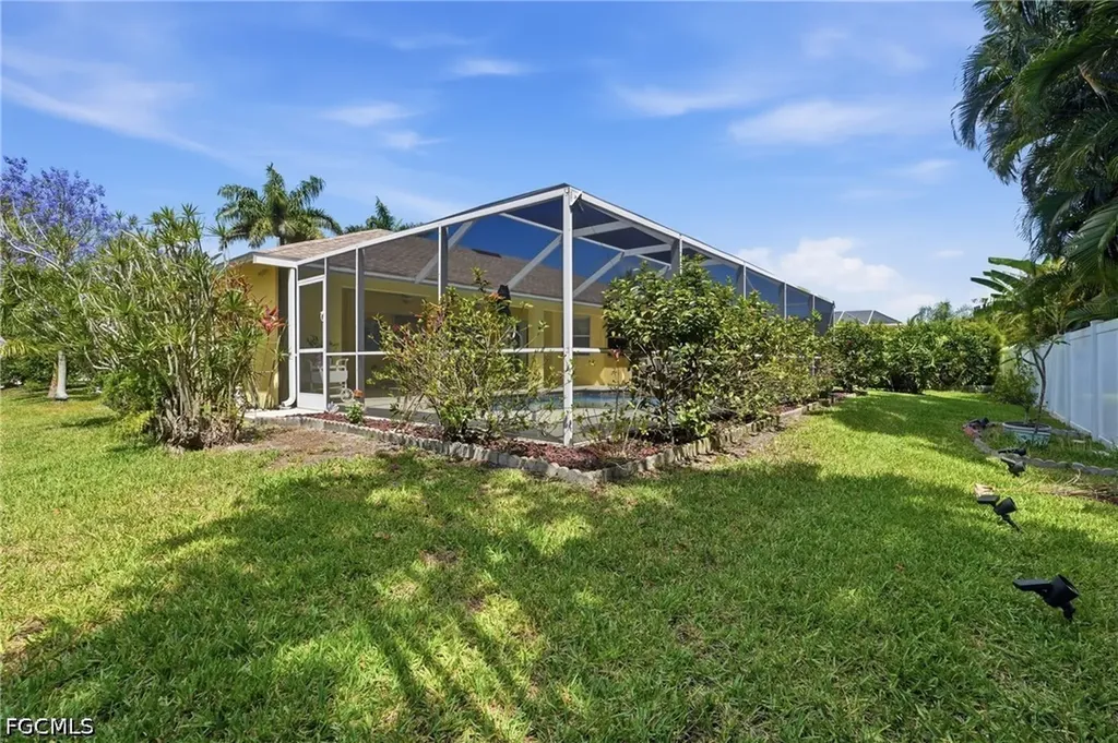 4417 SW 25th Place Cape Coral FL 33914