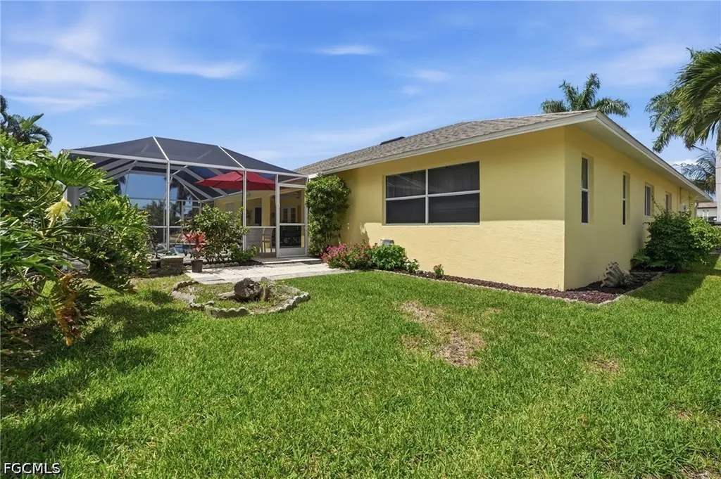 4417 SW 25th Place Cape Coral FL 33914