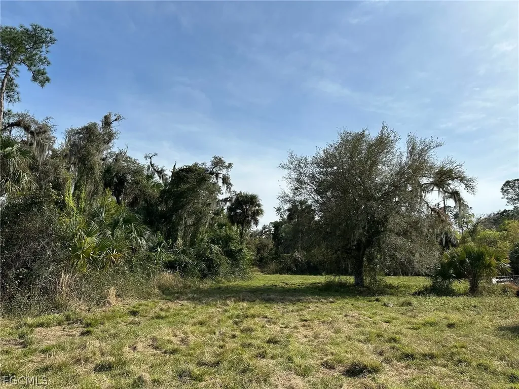 Secretariat Drive Labelle FL 33935