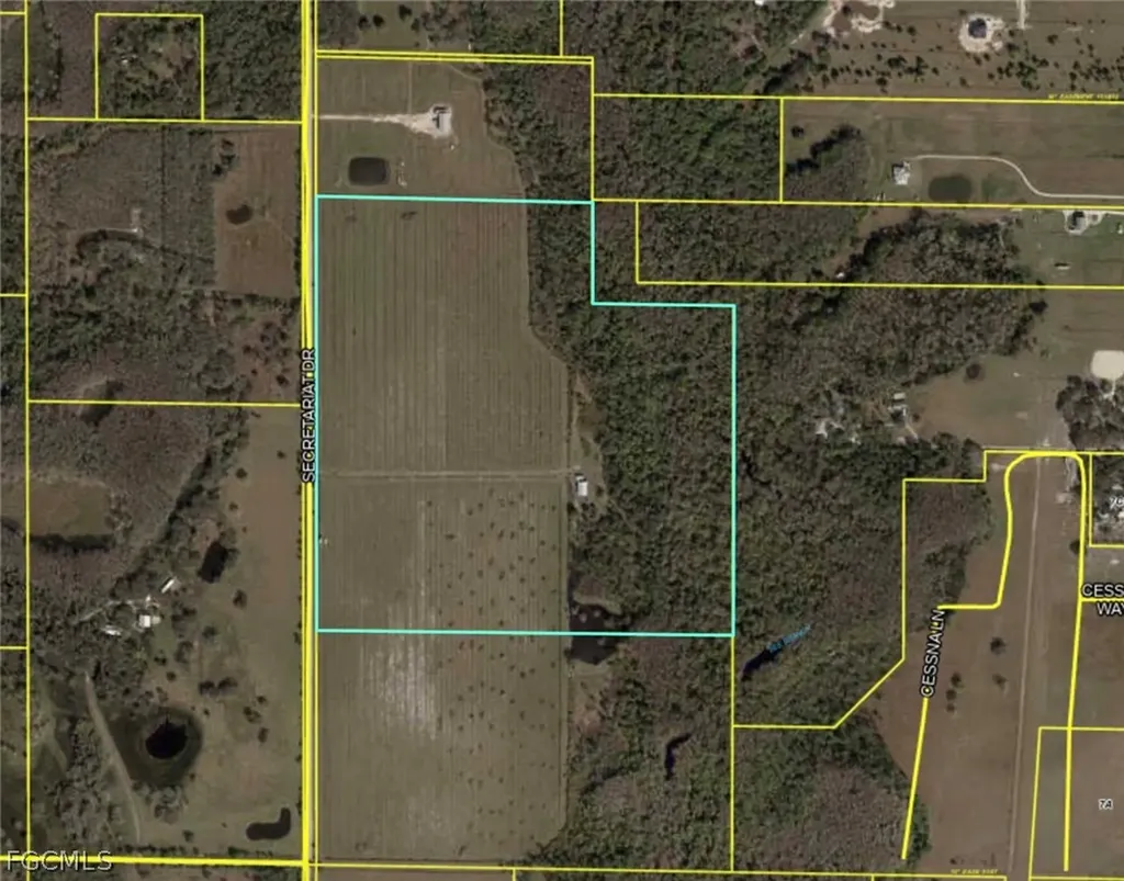 Secretariat Drive Labelle FL 33935